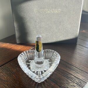Waterford ring holder